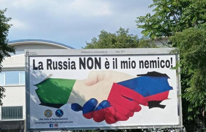 Posters in Verona: “Russia is not my enemy”