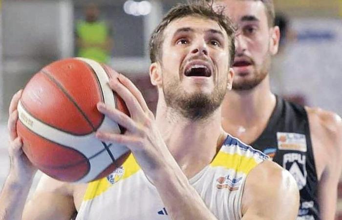 Another shooter for Apu Udine: here is the guard Stefanelli