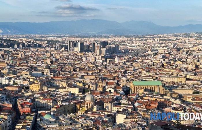 Few houses are being sold in Naples: the possible reasons