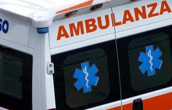 Nightmare Ambulance Transport: Boy Kicks Two Nurses, Breaks One’s Wrist