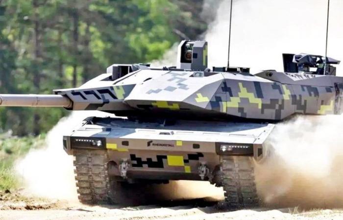 Army scraps old tanks. New Italianized Panther arrives
