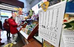Scratch cards, the new coupon strikes again: he won two million