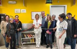 A new “Book House” has been inaugurated in the waiting room of the Ravenna emergency room