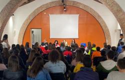 Rocca di Neto, meeting of the Carabinieri with the children of the Comprehensive Institute
