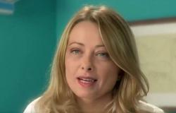 «I am anti-fasc…» Giorgia Meloni as the actress Corinna from the TV series Boris – The video