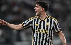 ‘Vlahovic’s future depends on Juve. I’ll tell you the market price’