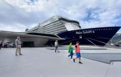 Tourism, 2024 full of cruise ship landings in Salerno: Mein Schiff 6 arrives on Saturday