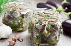 Aubergines in oil: I prepared 10 jars of them and they will end up on the pizza | The trick to storing them