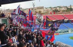 HERE CATANIA: training with the support of around 2 thousand fans in the stands and final speech to the team