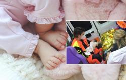 Pink bow on the road, rush to the hospital: she gives birth in an ambulance