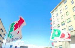 A PD sit-in in front of the Cuneo hospital to present the “white paper on healthcare in the Granda”