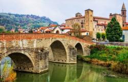 Tourism in Asti: discovery of wines and history in Piedmont