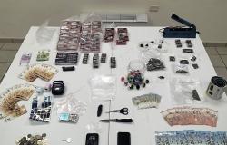 Anti-drug operation, 6 kilos of drugs seized. A 22 year old arrested. Video