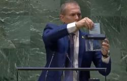 First green light for Palestine in the UN, Italy abstains. Israel’s protest: the ambassador tears up the United Nations Charter – The video