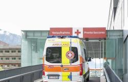 A 38-year-old man is reported punching an emergency room doctor in Bolzano – Bolzano