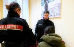 The video of the robbery committed in Bologna ends up on social media, with two young people from Forlì in handcuffs