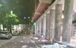 The entire road in front of Gallarate station invaded by rubbish