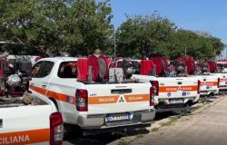 Fires in Sicily, the Region delivers 70 pick-ups to Civil Protection volunteers