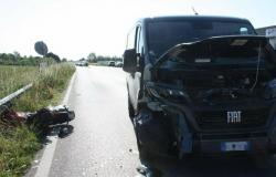 Vigodarzere. Crash between a Ducati and a van, 19 year old motorcyclist very serious
