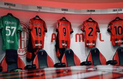 Because in Milan-Cagliari in Serie A the players have different names on their shirts