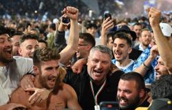 Lariani in Serie A, the explosion of joy at the Sinigaglia stadium – The gallery