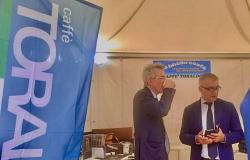 Nu bbèlluccafè event: Mayor Manfredi “has coffee” at the Toraldo stand – BlogSicilia