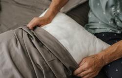 How often do you change your pillowcases? Here’s what you’re getting into if you don’t follow this basic rule