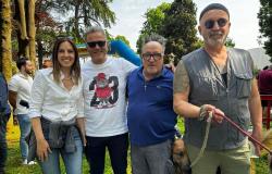 Dogs walking in Busto with Chiodaroli and Max Cavallari. What a “candid” Albani for mayor