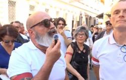 the traders, the sit-in and the center full of visitors. VIDEO Reggionline -Telereggio – Latest news Reggio Emilia |