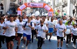 Yesterday for “Corri Catania 2024” the “white river” of running and walking joyfully invaded the city