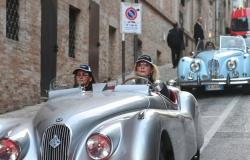 The “jaguarists” invade Fermo. Mythical cars, culture and tourism. Scuderia Marche: it’s beauty