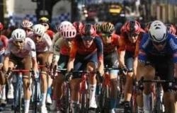 The Giro d’Italia arrives, controversy over closed schools and gruyere roads