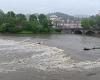 The Po overflows at the Murazzi in Turin after today’s flood in the Cuneo area