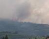 Fire in Aymavilles, 10 hamlets at risk. Requested reinforcements from the lower Valley