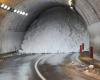 Gressoney isolated: avalanche blocks a tunnel. More snowfalls expected