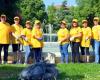 Scientology volunteers take to the field to clean the Falcone and Borsellino gardens