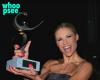 Michelle Hunziker collects the “Prix de Joie”: “It has a very deep meaning for me”