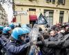 Marches for Palestine. Seven policemen injured in clashes in Turin. Meloni: “Unacceptable”