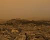 The video of the cloud of orange dust that filled the sky of Athens