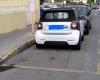 Cagliari, rude parking at the bus stop: inconvenience for the elderly and disabled
