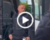 Napoli arrived in training camp in Caserta, players dark-faced: listen to what the fans are screaming