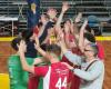 CM PLAY OFF – Everyone at PalaRota cheering on Nuova Pallavolo Monini Spoleto, Sir Assisi arrives in game 1 of the semi-final