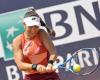 WTA Rome, Lucrezia Stefanini wins the derby against Vittoria Paganetti and reaches the second round