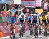 The Giro passes on the streets of Sanremo, and Jonathan Milan finds success