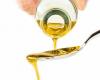 Adults who regularly consume more than 7 g. of olive oil per day are 28% less likely to die from dementia-related diseases