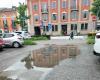 Cremona Evening – Potholes, puddles and wild parking: the (bad) business card of Cremona at the Foro Boario