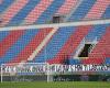 Crotone, fans make players take off their shirts: the FIGC Prosecutor’s Office investigates