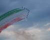 The tricolor arrows in Puglia, for the first time in the skies of Trani