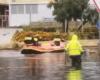 Suburbs flooded after the rain, firefighters in dinghys to free stranded motorists – BlogSicilia