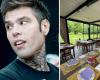 Fedez surprises in Veneto, gets into the Porsche in slippers and goes to lunch in the Unesco Hills at Locanda Sandi in Valdobbiadene